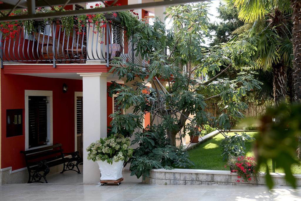 Apartments Max Vrsar Exterior foto